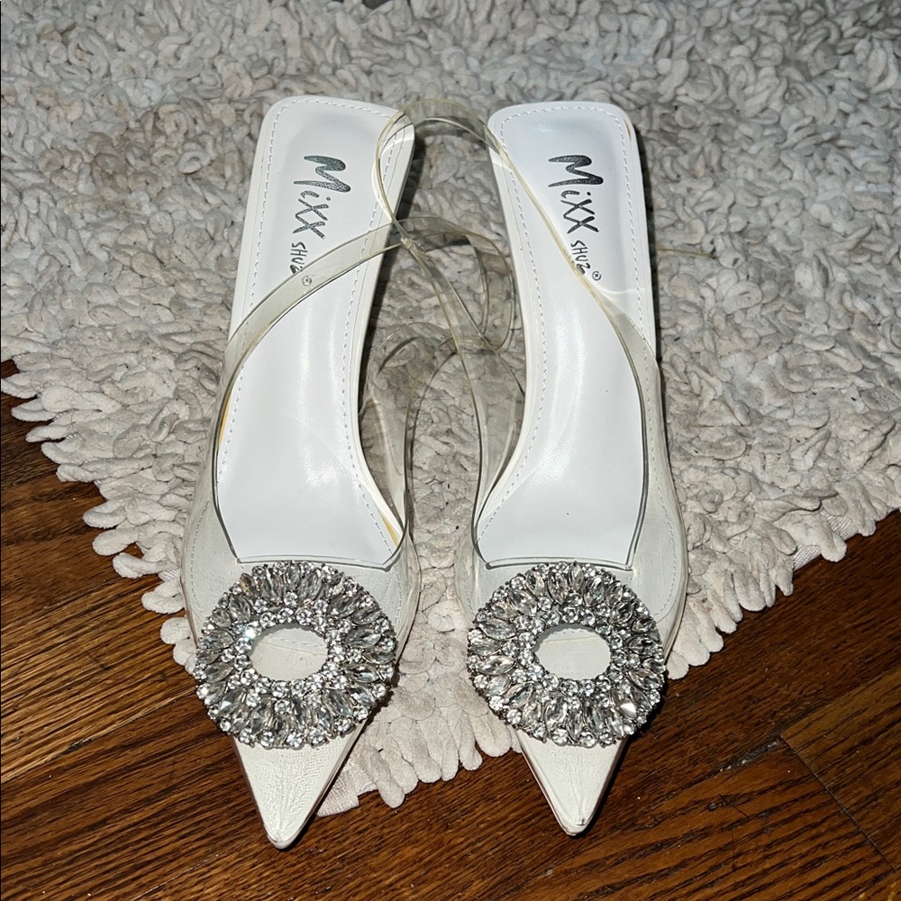 Mixx Shuz White Heels with Silver Embellishments
